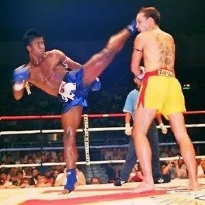 Muay Bouk pressure fighter aggressive Muay Thai style